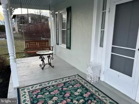 Exterior - 290 Virginia Ave, Summit Point, WV 25446 photo 5 of 22