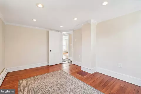 Living - 290 Virginia Ave, Summit Point, WV 25446 photo 5 of 7