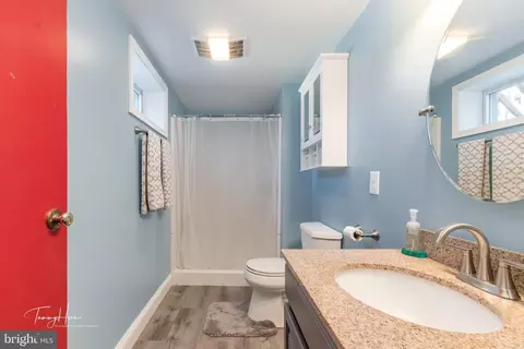 Bath - 108 Ruby St, Shenandoah Junction, WV 25442 photo 3 of 4