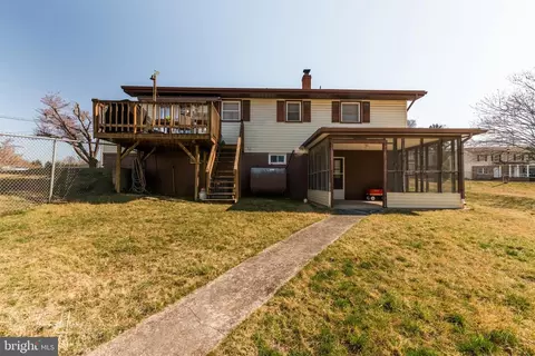 Exterior - 108 Ruby St, Shenandoah Junction, WV 25442 photo 3 of 16
