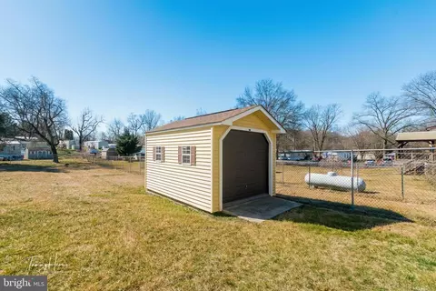 Exterior - 108 Ruby St, Shenandoah Junction, WV 25442 photo 11 of 16