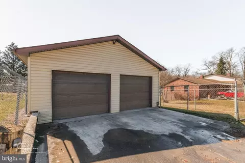 Exterior - 108 Ruby St, Shenandoah Junction, WV 25442 photo 4 of 16