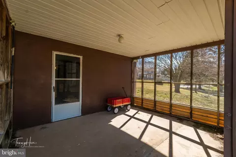 Exterior - 108 Ruby St, Shenandoah Junction, WV 25442 photo 9 of 16