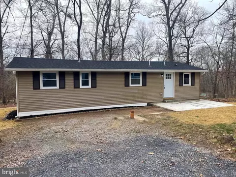 148 Little Shady Ln, Harpers Ferry, WV 25425