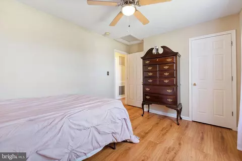 Bedroom - 137 Briar Run Dr, Ranson, WV 25438 photo 8 of 8