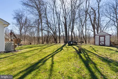 View/Area - 137 Briar Run Dr, Ranson, WV 25438 photo 3 of 5