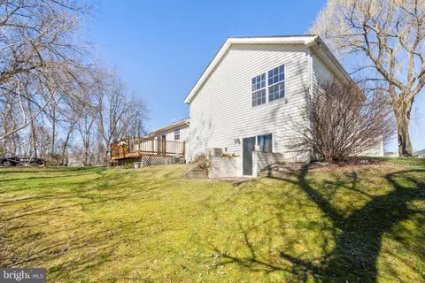 Exterior - 137 Briar Run Dr, Ranson, WV 25438 photo 13 of 13