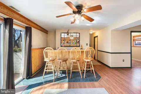 Dining - 137 Briar Run Dr, Ranson, WV 25438 photo 4 of 5