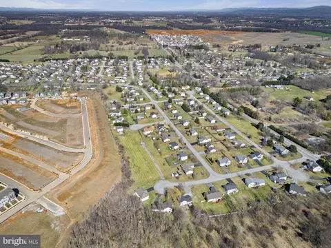View/Area - 137 Briar Run Dr, Ranson, WV 25438 photo 4 of 5