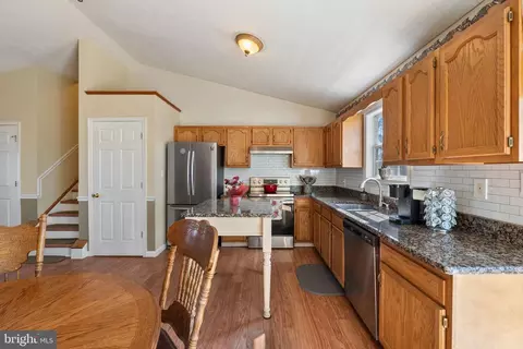 Kitchen - 137 Briar Run Dr, Ranson, WV 25438 photo 1 of 6