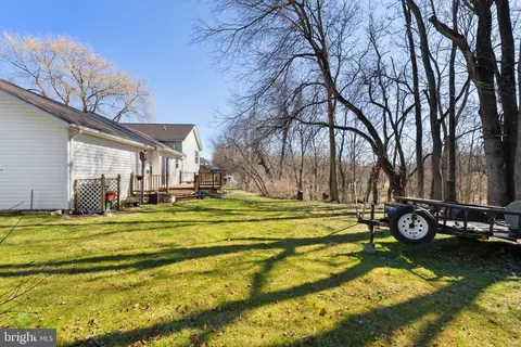 Exterior - 137 Briar Run Dr, Ranson, WV 25438 photo 11 of 13