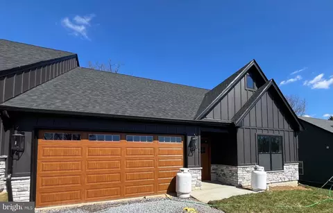 5 Lowe Drive, Shepherdstown, WV 25443