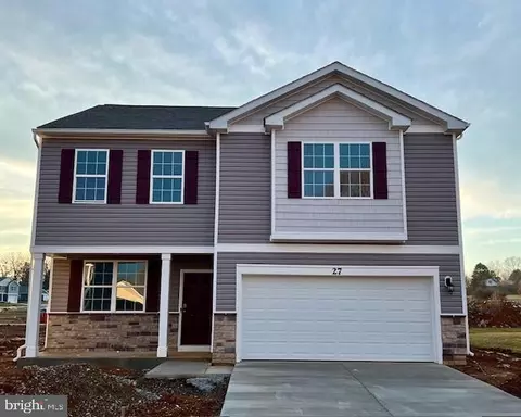 27 Clifton Ter, Charles Town, WV 25414