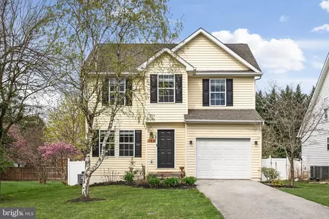 100 Belvedere Farm Ct, Charles Town, WV 25414