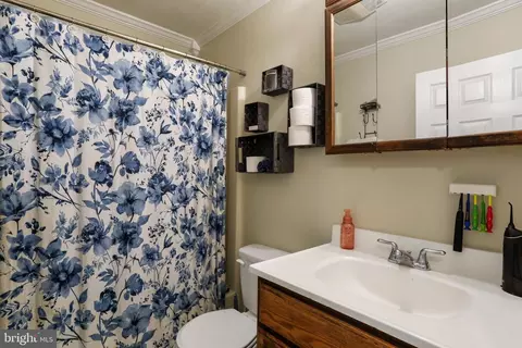Bath - 56 Stark Rd, Ranson, WV 25438 photo 1 of 3