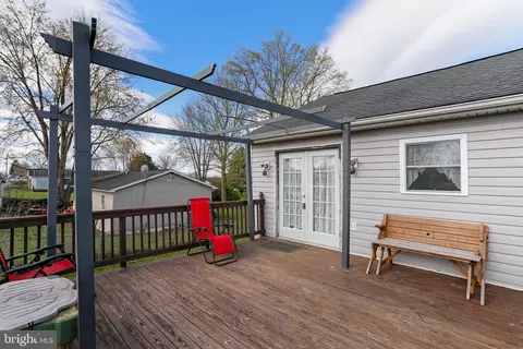 Exterior - 56 Stark Rd, Ranson, WV 25438 photo 7 of 8