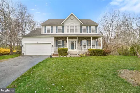 474 Spyglass Hill Dr, Charles Town, WV 25414