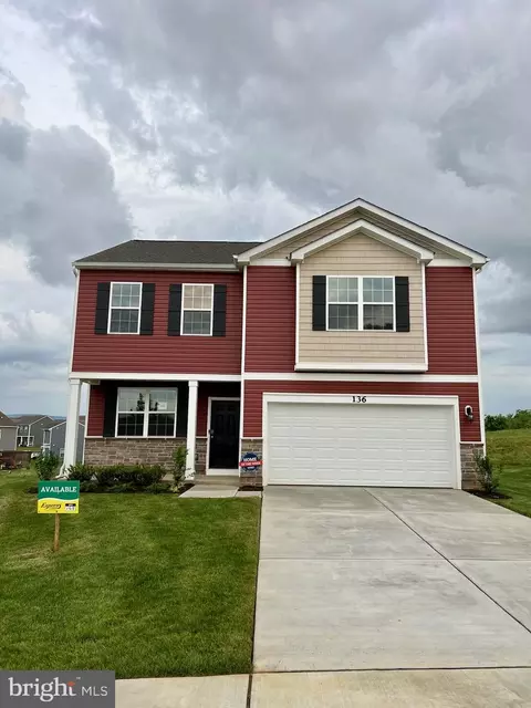 136 Centergate Dr, Charles Town, WV 25414