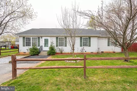 506 E 6th Ave, Ranson, WV 25438