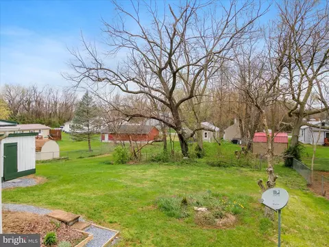 View/Area - 210 W 6th Ave, Ranson, WV 25438 photo 1 of 1