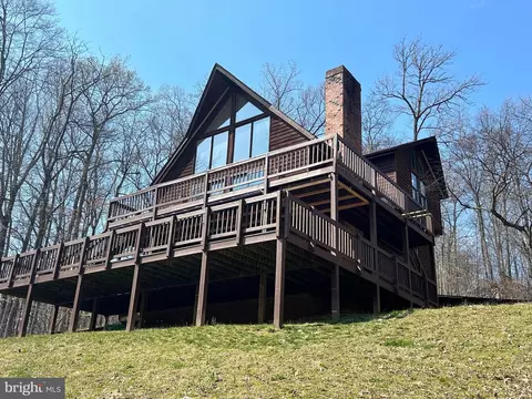 60 Sunrise, Shepherdstown, WV 25443
