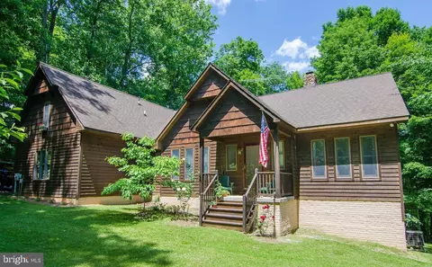 1819 Steamboat Run Rd, Shepherdstown, WV 25443