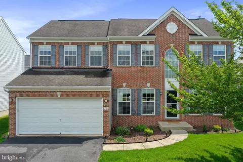 76 Watercourse Dr, Ranson, WV 25438