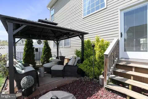 Exterior - 76 Watercourse Dr, Ranson, WV 25438 photo 10 of 16