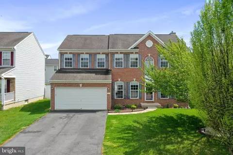 Exterior - 76 Watercourse Dr, Ranson, WV 25438 photo 5 of 16
