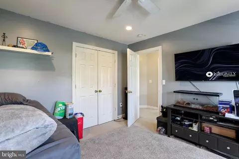 Bedroom - 76 Watercourse Dr, Ranson, WV 25438 photo 5 of 9