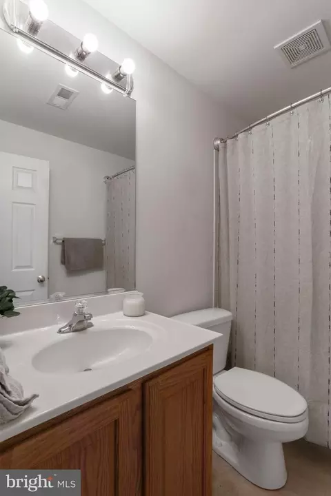 Bath - 76 Watercourse Dr, Ranson, WV 25438 photo 5 of 5
