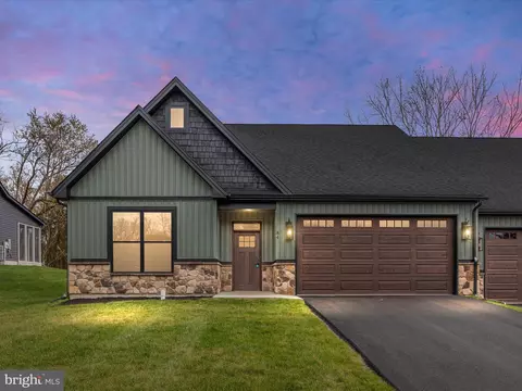 84 Lowe Dr, Shepherdstown, WV 25443