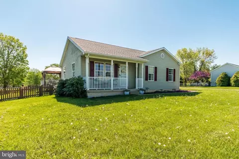 Exterior - 76 Cottontail Dr, Ranson, WV 25438 photo 2 of 18