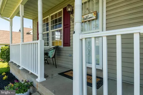 Exterior - 76 Cottontail Dr, Ranson, WV 25438 photo 4 of 18