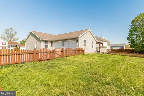 Exterior - 76 Cottontail Dr, Ranson, WV 25438 photo 14 of 18