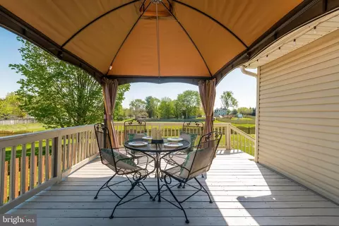 Exterior - 76 Cottontail Dr, Ranson, WV 25438 photo 5 of 18