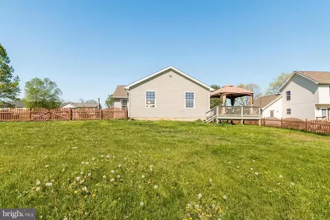 Exterior - 76 Cottontail Dr, Ranson, WV 25438 photo 15 of 18