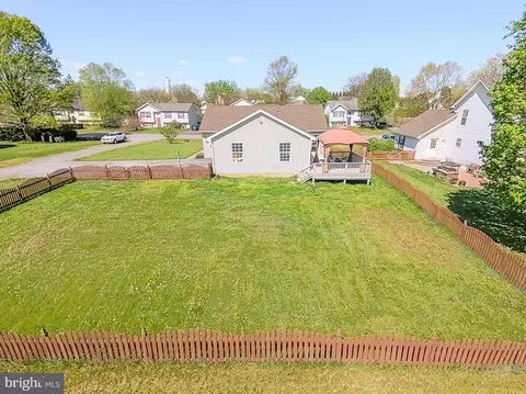 Exterior - 76 Cottontail Dr, Ranson, WV 25438 photo 12 of 18