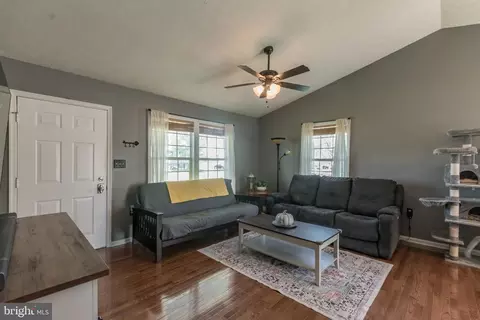 Living - 76 Cottontail Dr, Ranson, WV 25438 photo 4 of 5