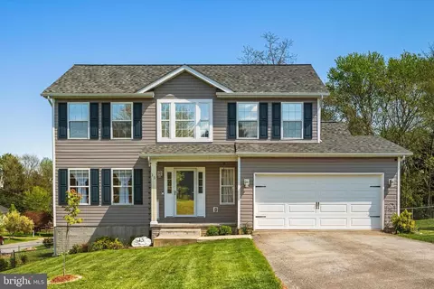 15 Lee Brown Cir, Charles Town, WV 25414