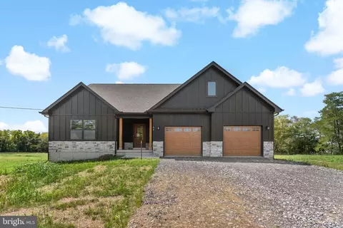 54 Tralee Way, Kearneysville, WV 25430