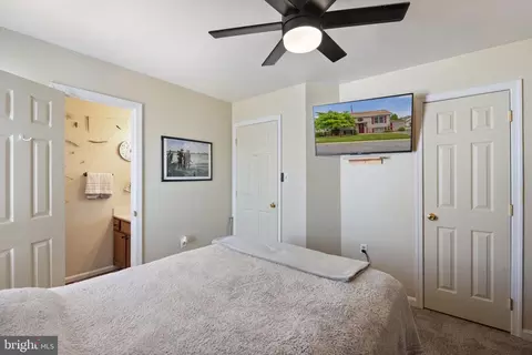 Bedroom - 503 E 6th Ave, Ranson, WV 25438 photo 3 of 8