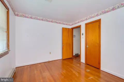 Bedroom - 107 W 6th Ave, Ranson, WV 25438 photo 4 of 4
