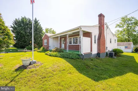 Exterior - 107 W 6th Ave, Ranson, WV 25438 photo 9 of 19