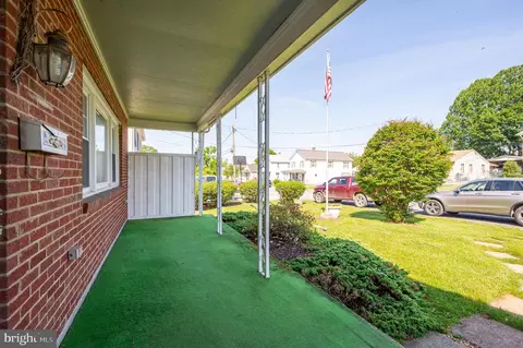 Exterior - 107 W 6th Ave, Ranson, WV 25438 photo 6 of 19
