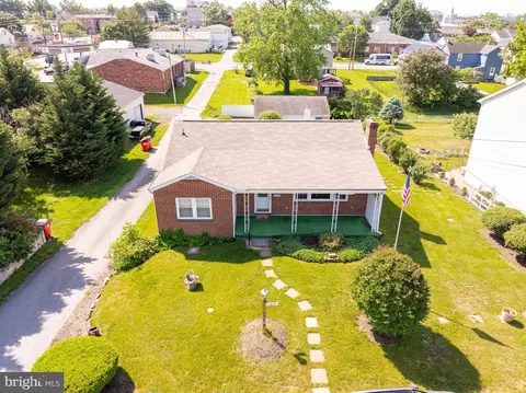 View/Area - 107 W 6th Ave, Ranson, WV 25438 photo 1 of 12