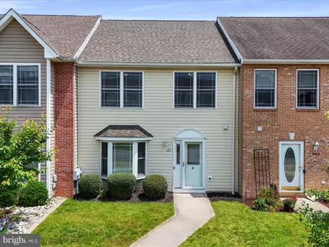 161 Baltusrol Dr, Charles Town, WV 25414