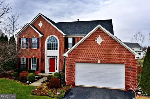 183 Pebble Beach Dr, Charles Town, WV 25414