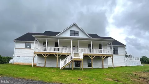2840 Kearneysville, Shepherdstown, WV 25443