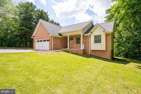 344 Bedford Dr, Charles Town, WV 25414